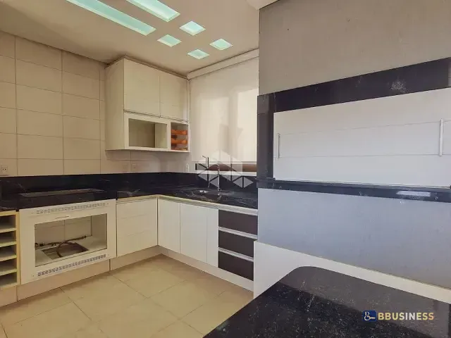 Cobertura / Penthouse 4 quartos e 3 banheiros, à venda, no bairro Sanvitto em Caxias do Sul
