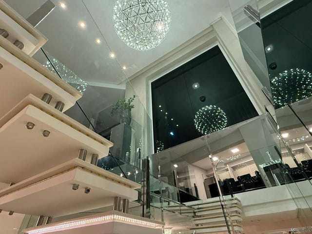 Cobertura / Penthouse com 477m² 4 quartos e 5 banheiros, à venda, no bairro Centro em Balneário Camboriú