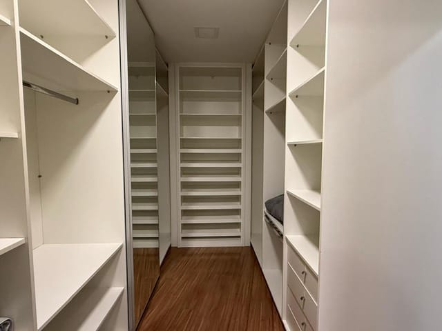 Cobertura / Penthouse com 477m² 4 quartos e 5 banheiros, à venda, no bairro Centro em Balneário Camboriú