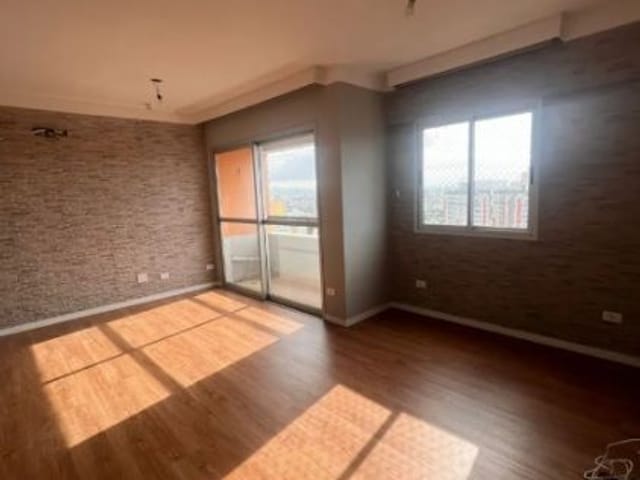 Cobertura / Penthouse 3 quartos e 2 banheiros, à venda, no bairro Jardim Satélite em São José dos Campos