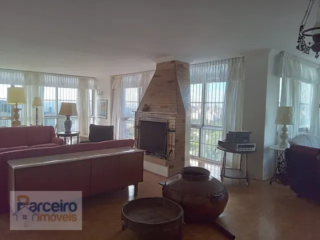 Cobertura / Penthouse 3 quartos e 3 banheiros, para alugar, no bairro Cerqueira César em São Paulo