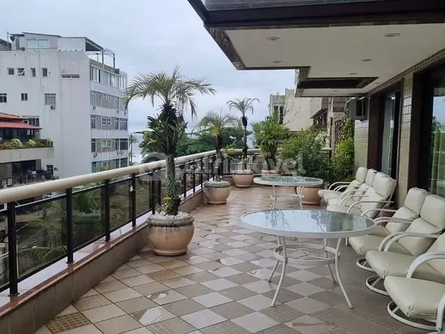 Cobertura / Penthouse com 640m² 4 quartos e 5 banheiros, à venda, no bairro Barra da Tijuca em Rio de Janeiro