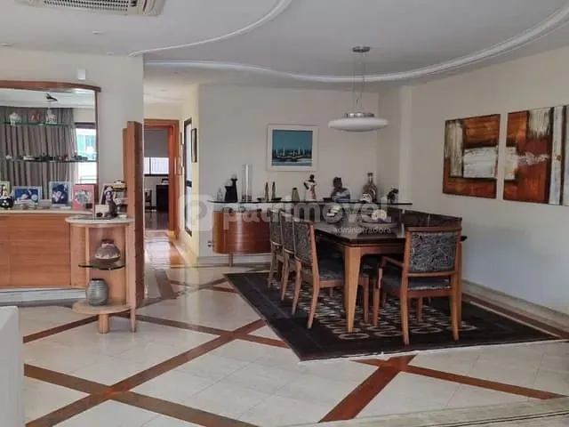 Cobertura / Penthouse com 640m² 4 quartos e 5 banheiros, à venda, no bairro Barra da Tijuca em Rio de Janeiro