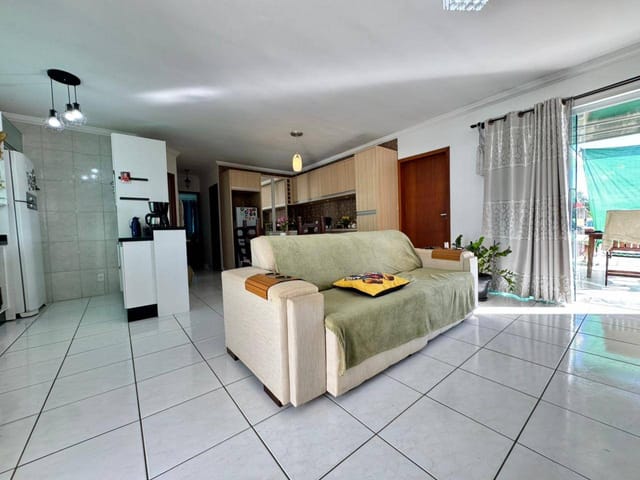 Cobertura / Penthouse 3 quartos e 2 banheiros, à venda, no bairro Ingleses do Rio Vermelho em Florianópolis