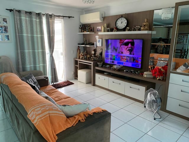 Cobertura / Penthouse 3 quartos e 2 banheiros, à venda, no bairro Ingleses do Rio Vermelho em Florianópolis
