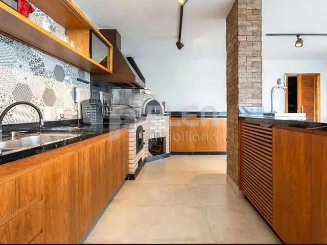 Cobertura / Penthouse 3 quartos e 5 banheiros, à venda, no bairro Santa Teresinha em São Paulo