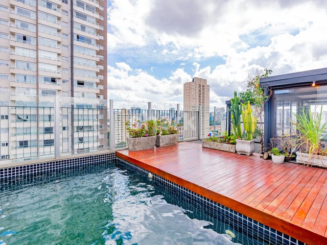 Cobertura / Penthouse com 142m² 1 quarto e 2 banheiros, à venda ou para alugar, no bairro Vila Olímpia em São Paulo