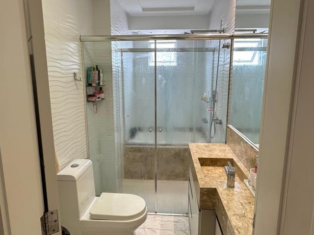 Cobertura / Penthouse com 189m² 4 quartos e 5 banheiros, à venda, no bairro Meia Praia em Itapema