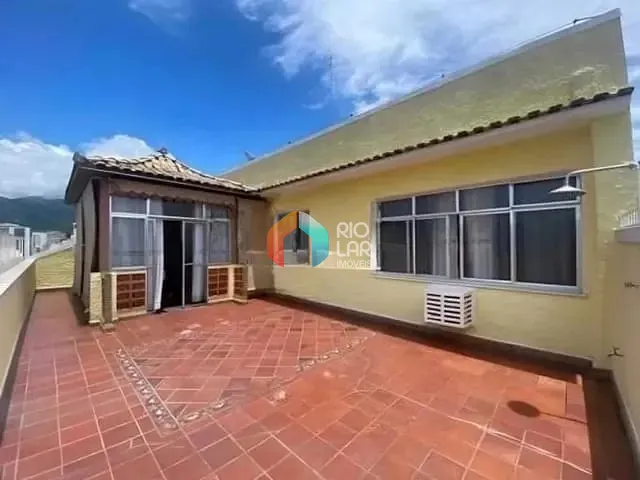 Cobertura / Penthouse com 142m² 2 quartos e 3 banheiros, à venda, no bairro Laranjeiras em Rio de Janeiro