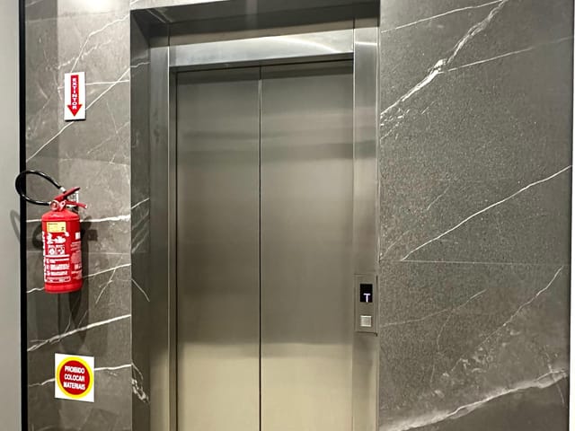 Cobertura / Penthouse com 124m² 3 quartos e 4 banheiros, à venda, no bairro Meia Praia em Itapema