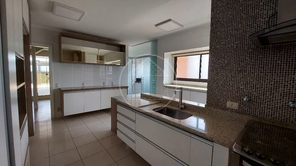 Cobertura, 3 quartos, 200 m² - Foto 8