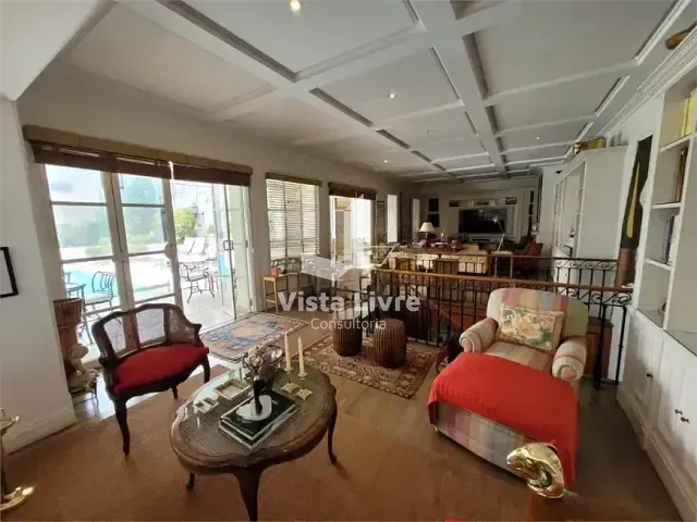 Cobertura / Penthouse com 707m² 4 quartos e 5 banheiros, à venda, no bairro Cerqueira César em São Paulo