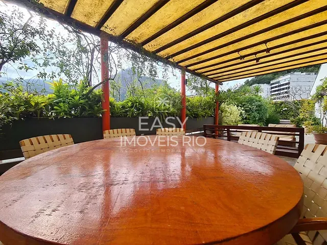 Cobertura / Penthouse com 444m² 4 quartos e 5 banheiros, à venda, no bairro Lagoa em Rio de Janeiro