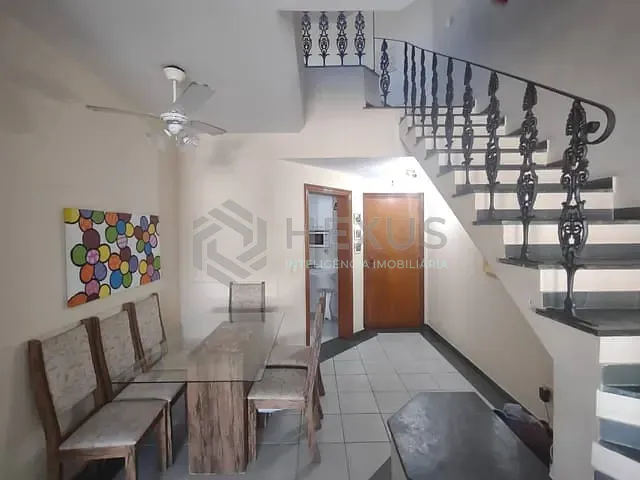 Cobertura / Penthouse com 260m² 2 quartos e 3 banheiros, à venda, no bairro Enseada em Guarujá