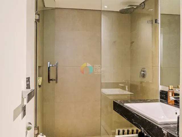 Cobertura / Penthouse com 235m² 4 quartos e 6 banheiros, à venda, no bairro Botafogo em Rio de Janeiro