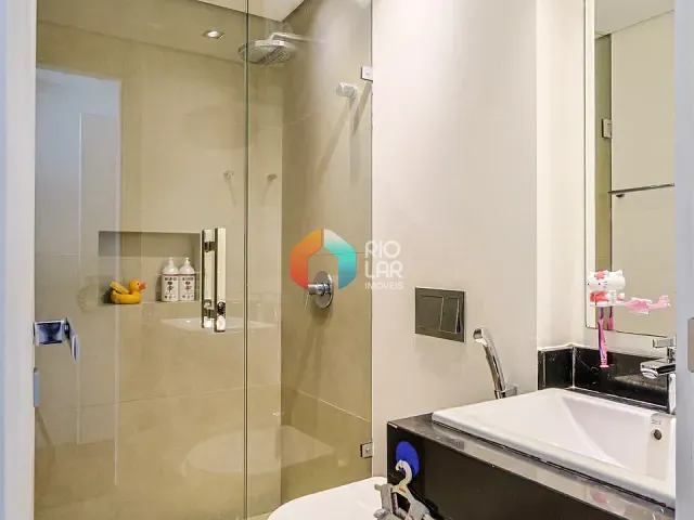 Cobertura / Penthouse com 235m² 4 quartos e 6 banheiros, à venda, no bairro Botafogo em Rio de Janeiro