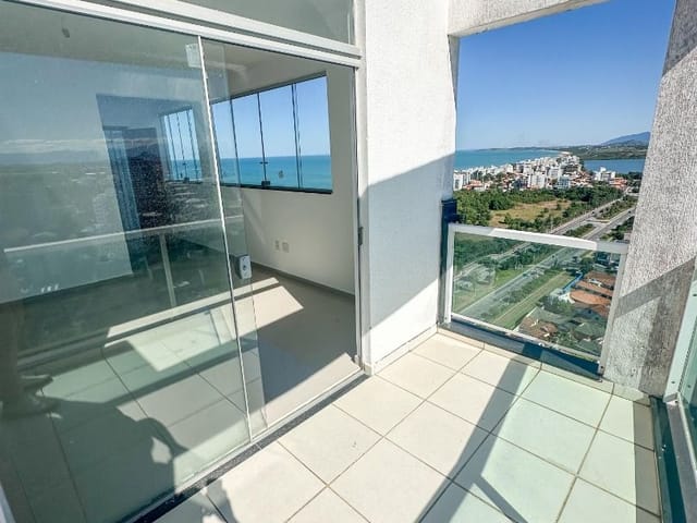 Cobertura / Penthouse com 190m² 4 quartos e 4 banheiros, à venda, no bairro Glória em Macaé