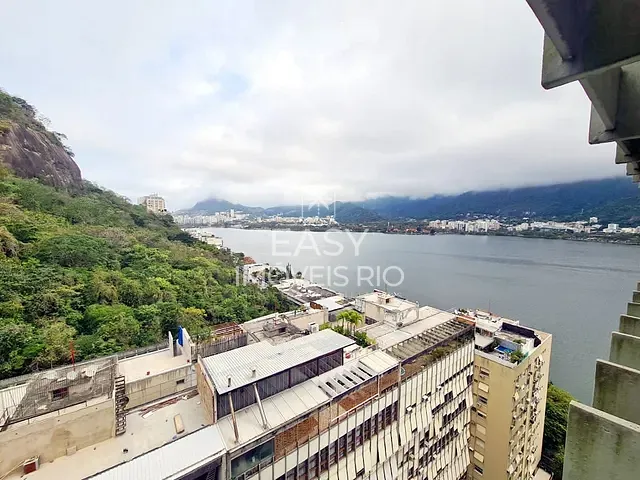 Cobertura / Penthouse com 228m² 4 quartos e 4 banheiros, à venda, no bairro Lagoa em Rio de Janeiro