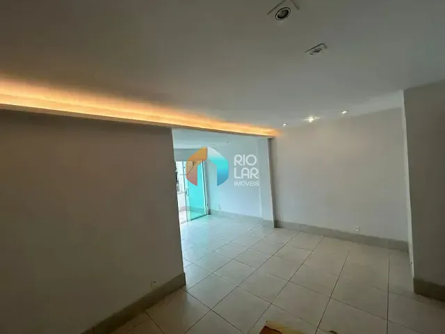 Cobertura / Penthouse com 120m² 3 quartos e 3 banheiros, à venda, no bairro Laranjeiras em Rio de Janeiro