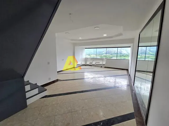 Cobertura / Penthouse com 153m² 4 quartos e 3 banheiros, à venda, no bairro Recreio dos Bandeirantes em Rio de Janeiro