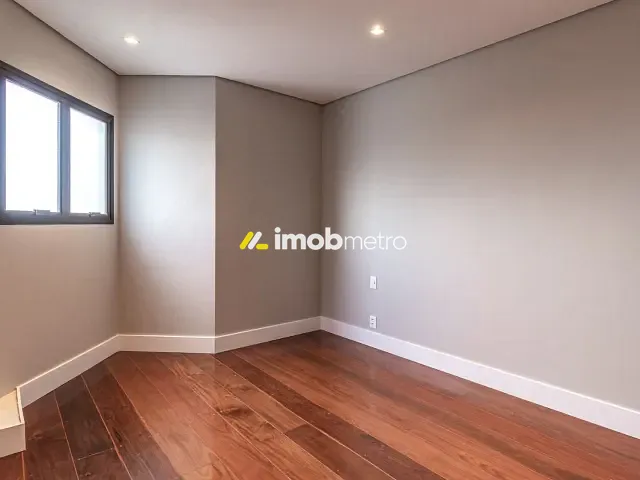 Cobertura / Penthouse com 284m² 4 quartos e 7 banheiros, à venda, no bairro Cambuí em Campinas