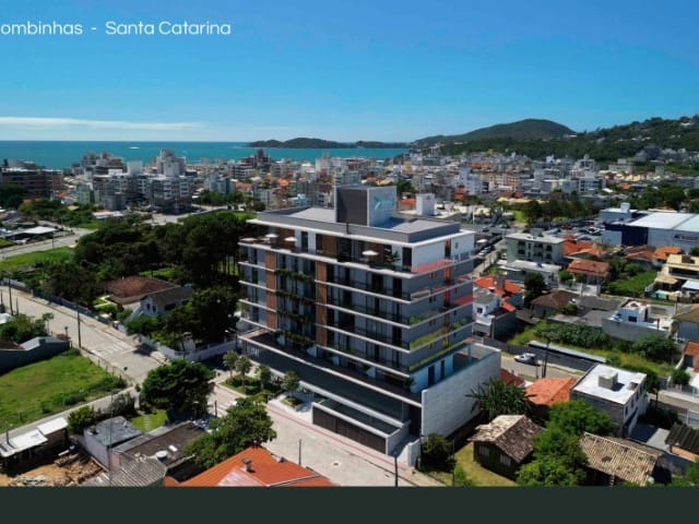 Cobertura / Penthouse com 102m² 3 quartos e 3 banheiros, à venda, no bairro Bombas em Bombinhas