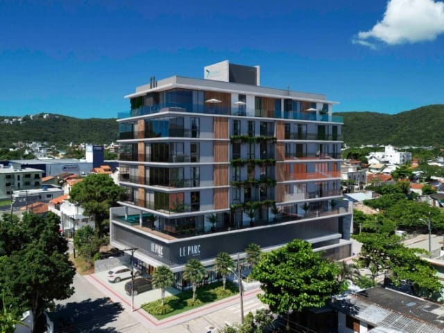 Cobertura / Penthouse com 102m² 3 quartos e 3 banheiros, à venda, no bairro Bombas em Bombinhas