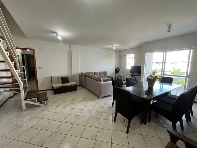 Cobertura / Penthouse com 373m² 4 quartos e 4 banheiros, à venda, no bairro Ingleses do Rio Vermelho em Florianópolis