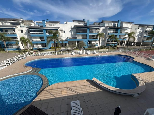 Cobertura / Penthouse com 373m² 4 quartos e 4 banheiros, à venda, no bairro Ingleses do Rio Vermelho em Florianópolis