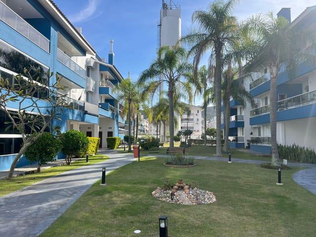 Cobertura / Penthouse com 373m² 4 quartos e 4 banheiros, à venda, no bairro Ingleses do Rio Vermelho em Florianópolis