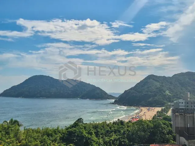 Cobertura / Penthouse 3 quartos e 5 banheiros, à venda, no bairro Tombo em Guarujá