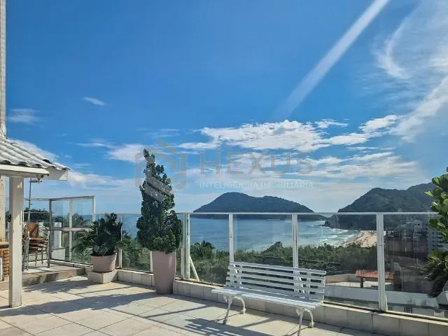 Cobertura / Penthouse 3 quartos e 5 banheiros, à venda, no bairro Tombo em Guarujá