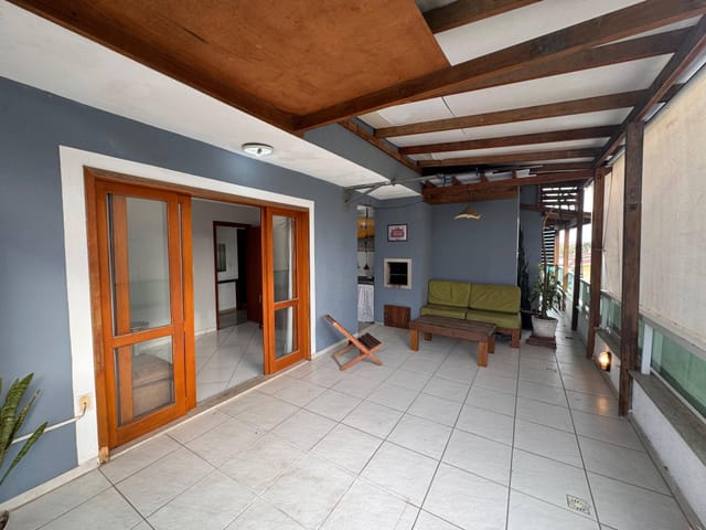 Cobertura / Penthouse com 140m² 3 quartos e 2 banheiros, à venda, no bairro Ingleses do Rio Vermelho em Florianópolis
