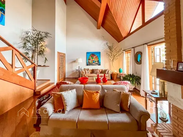 Cobertura / Penthouse com 315m² 3 quartos e 5 banheiros, à venda, no bairro Vila Inglesa em Campos do Jordão