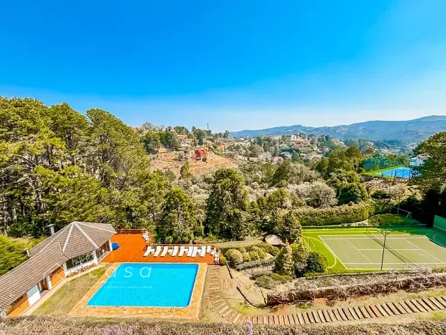 Cobertura / Penthouse com 315m² 3 quartos e 5 banheiros, à venda, no bairro Vila Inglesa em Campos do Jordão