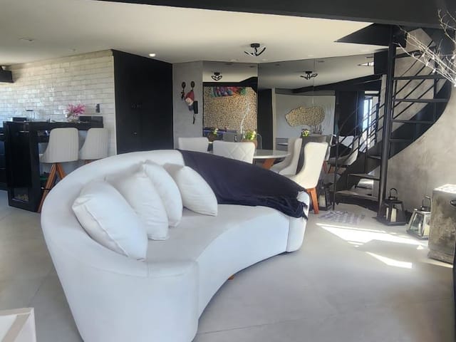 Cobertura / Penthouse com 120m² 3 quartos e 3 banheiros, à venda, no bairro Canasvieiras em Florianópolis