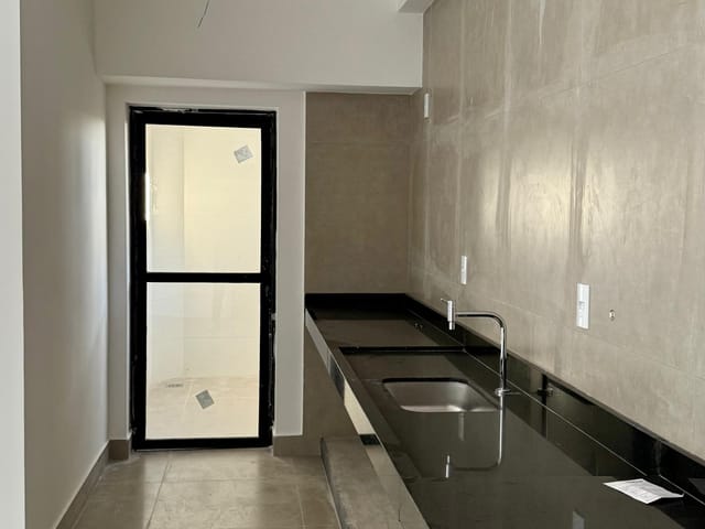 Cobertura / Penthouse 3 quartos e 2 banheiros, à venda, no bairro Centro em Lavras