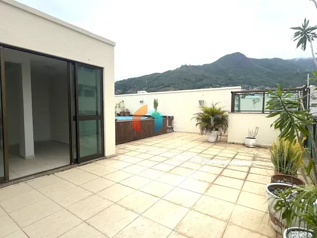Cobertura / Penthouse com 210m² 3 quartos e 3 banheiros, à venda, no bairro Tijuca em Rio de Janeiro