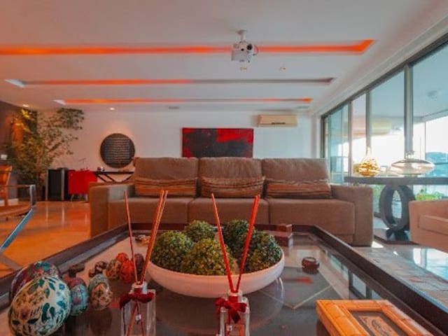 Foto do Apartamento - Apartamento  mobiliado de 4 quartos vista mar para locação com 3 vagas | SelfSpin