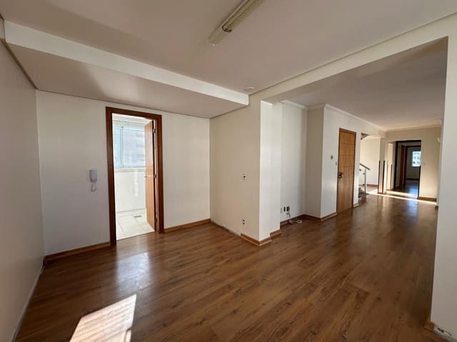 Cobertura / Penthouse 3 quartos e 3 banheiros, à venda, no bairro Marechal Floriano em Caxias do Sul