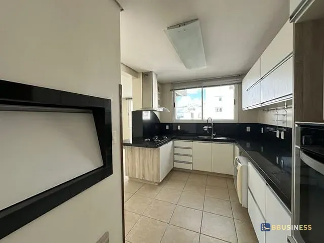 Cobertura / Penthouse 3 quartos e 3 banheiros, à venda, no bairro Exposição em Caxias do Sul