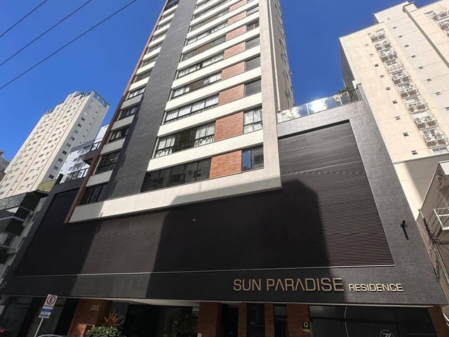 Cobertura / Penthouse com 403m² 4 quartos e 5 banheiros, à venda, no bairro Centro em Balneário Camboriú