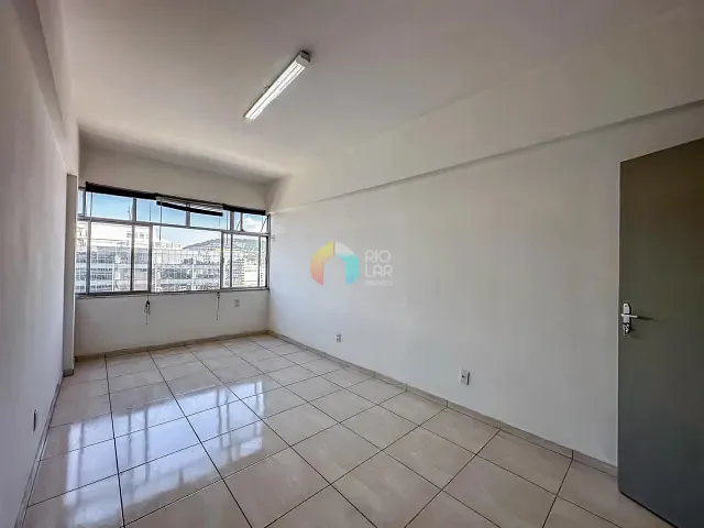 Apartamento com 29m² 1 quarto e 1 banheiro, à venda, no bairro Centro em Rio de Janeiro