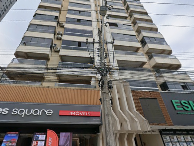 Cobertura / Penthouse com 576m² 4 quartos e 2 banheiros, à venda, no bairro Meia Praia em Itapema
