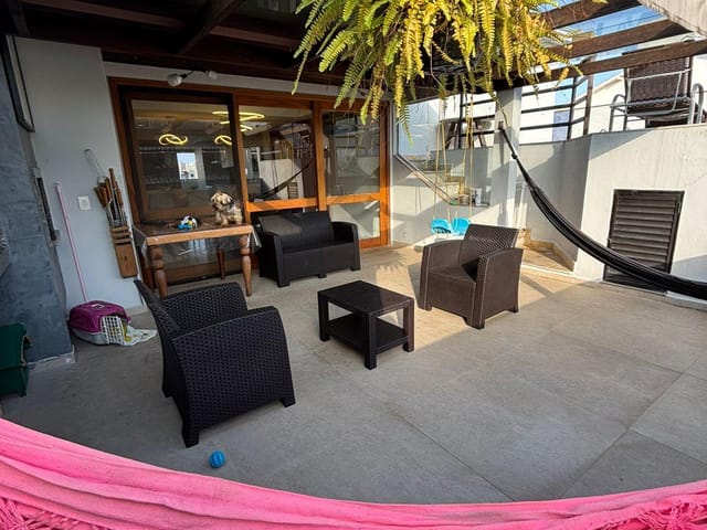 Cobertura / Penthouse 4 quartos e 3 banheiros, à venda, no bairro Ingleses do Rio Vermelho em Florianópolis