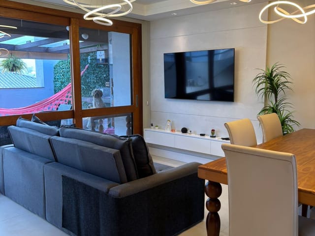 Cobertura / Penthouse 4 quartos e 3 banheiros, à venda, no bairro Ingleses do Rio Vermelho em Florianópolis