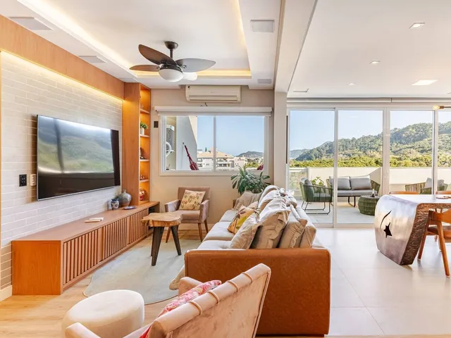 Cobertura / Penthouse 4 quartos e 4 banheiros, para alugar, no bairro Ingleses do Rio Vermelho em Florianópolis