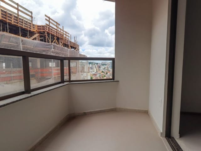 Cobertura / Penthouse 4 quartos e 1 banheiro, à venda, no bairro São Mateus em Juiz de Fora
