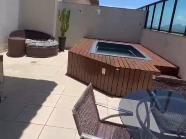 Cobertura / Penthouse com 132m² 2 quartos e 2 banheiros, à venda, no bairro Glória em Macaé