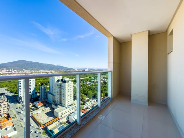 Cobertura / Penthouse com 251m² 3 quartos e 4 banheiros, à venda, no bairro Meia Praia em Itapema